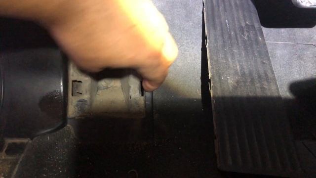 как снять упор ноги на Bmw e38 e39 e46 e53