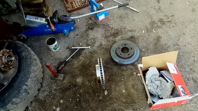 Дневник корытовода - день 5. Переборка рессор и передних тормозов смотреть онлайн