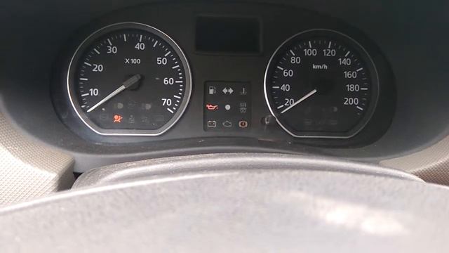 Не заводится рено сандеро смотреть онлайн