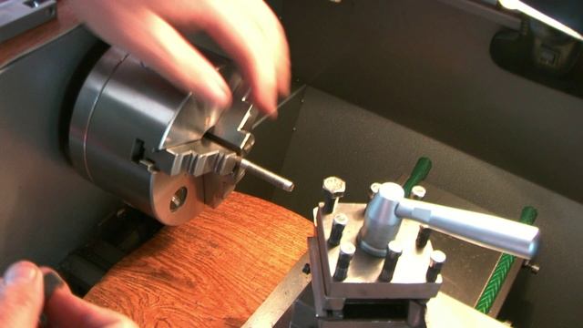 Делаем оправку под колёсико накатки смотреть онлайн