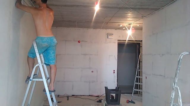 Монтаж натяжного потолка .Фактура-небо. смотреть онлайн