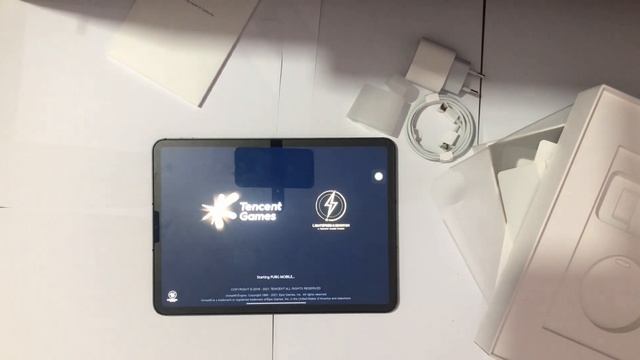 iPad Pro 11” 2021 Unboxing & First Impressions ⚡ Apple M1 Chip, 8GB RAM, Dual Camera & More смотреть онлайн