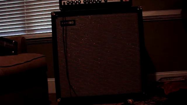 BYOC ESV Fuzz through Ibanez MMM1 Baritone and Sunn Model T смотреть онлайн