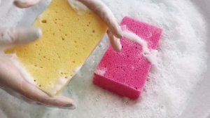 ASMR sounds: gloves, cutting soap, water, sponges, foam. ASMR звуки:перчаток,резка мыла,воды,губок
