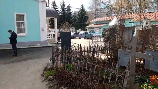 1078, 29.04.2021, Орёл, Наугорское ш, Троицкое кладбище, могила Гуртьева, Ермолова, Троицкая церков смотреть онлайн