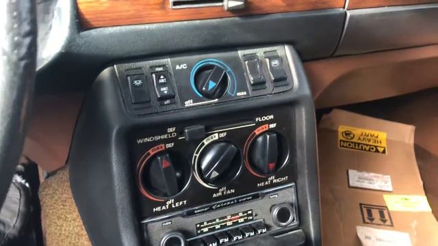 1978 Mercedes Benz 240D Cold Start,   Мерседес 240 D