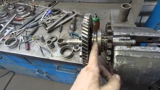 Ремонт самодельной раздаточной коробки на минитрактор. смотреть онлайн