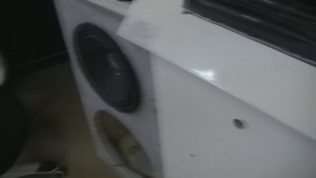 Kenwood KDC 300uv или Pioneer MVH 580BT. Сравнение громкости, замер смотреть онлайн