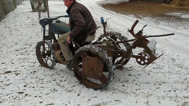 Studebaker . Самодельный трактор , трицикл . смотреть онлайн