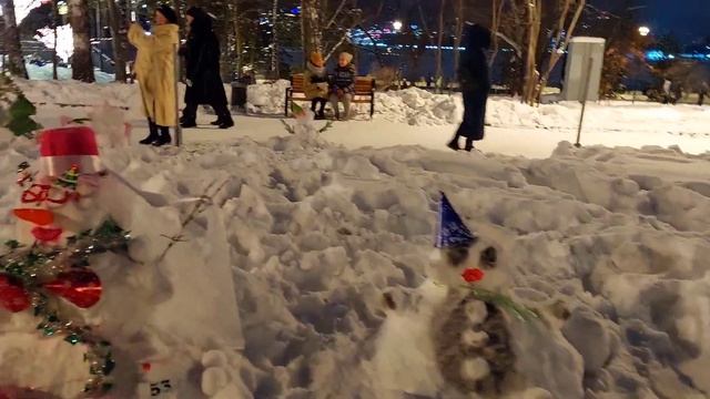 НОВОСИБИРСК/ФЕСТИВАЛЬ СНЕЖНЫХ БАБ НА МИХАЙЛОВСКОЙ НАБЕРЕЖНОЙ/НАРОДНОЕ ТВОРЧЕСТВО/ОПЯТЬ РЕКОРД 130⛄️ смотреть онлайн