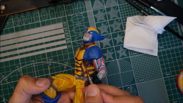Deadpool & Wolverine Painting A Figurine