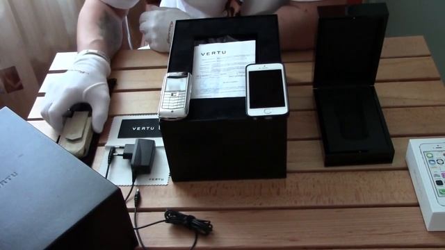 =Сергей Симонов - VERTU & IPhone 5S, телефон миллионера= смотреть онлайн