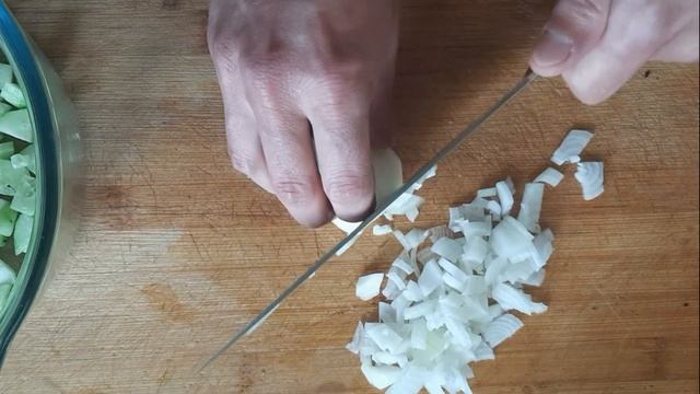 Правильная Нарезка Лука, Как Резать Лук смотреть онлайн
