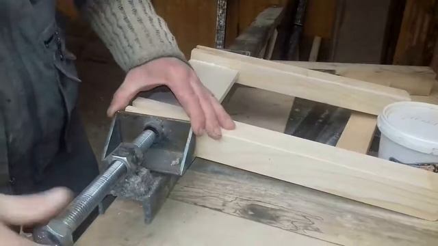 Как сделать самые простые кухонные табуреты . смотреть онлайн