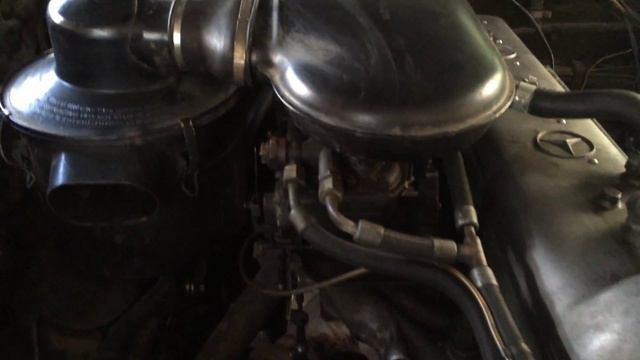 Mercedes-Benz W111, 220S, 1962 fintail смотреть онлайн