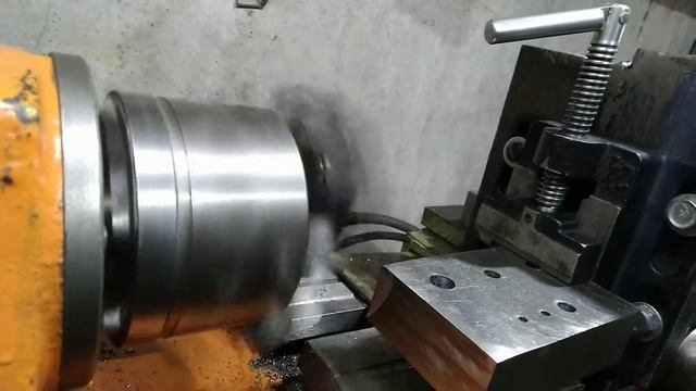 Фрезерная приставка к малому токарному станку Р105 смотреть онлайн