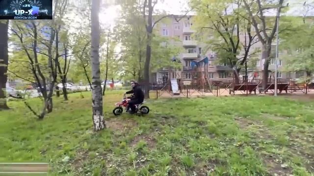 ХАЗЯЕВА КУПИЛИ 2 НОВЫХ МОТОЦИКЛА И БАГГИ ЗА 200К | ПЛОХОЙ ПРАЕНЬ ПЕРЕВЕРНУЛСЯ НА БАГГИ смотреть онлайн