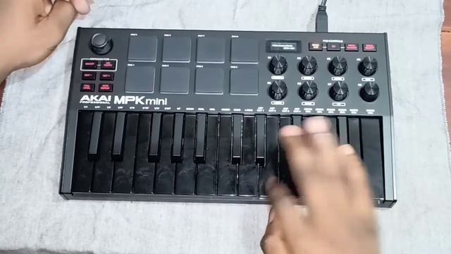 Ludacris ~ Move Bitch Remake in Akai Mpk mini mk3 смотреть онлайн