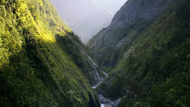 Bright colors of nature to the sounds of the piano / Яркие цвета природы под звуки пианино смотреть онлайн