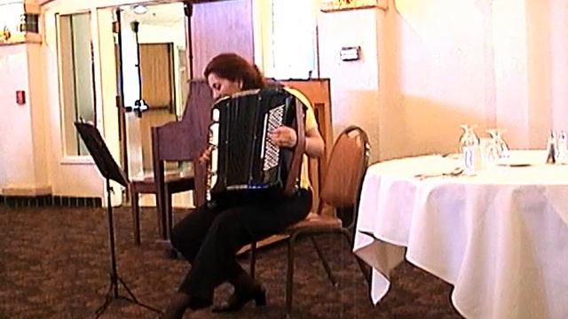 Mexican clapping song Bayan B accordion смотреть онлайн