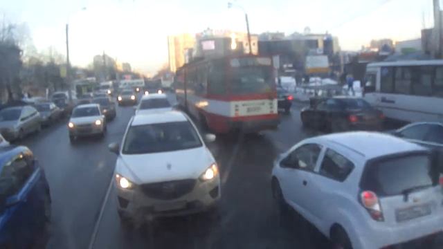 Трамвай Санкт-Петербурга 3-36: ЛВС-86К б.5055 по №9 (25.02.13) смотреть онлайн