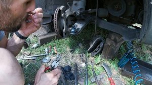 Замена наружного ШРУСА и шаровой опоры Hyundai Santa FE 2004 г