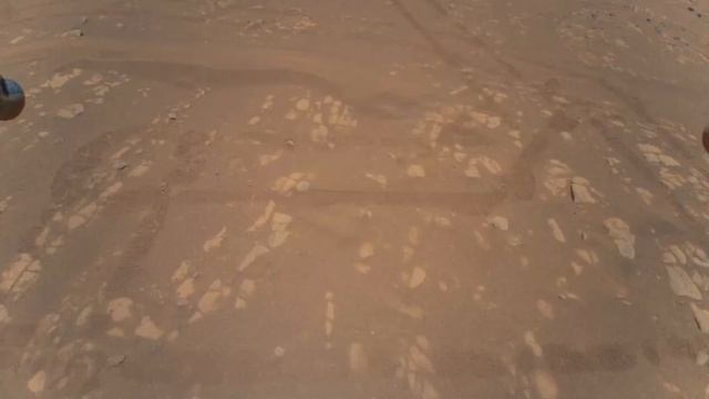 Первое цветное фото МАРСА с вертолёта смотреть онлайн