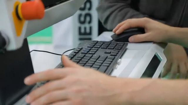 Глава ТПП Сергей Катырин о деятельности выставочных павильонов смотреть онлайн