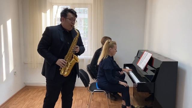 Tango Etude No. 3 Astor Piazzolla Исполнитель: Муратов Алмаз смотреть онлайн
