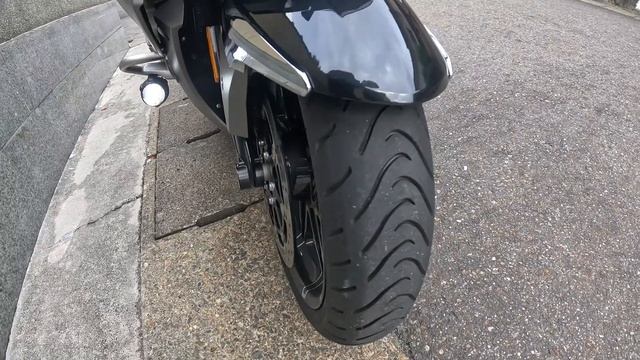 2023 BMW K1600 GTL Akrapovic Sound