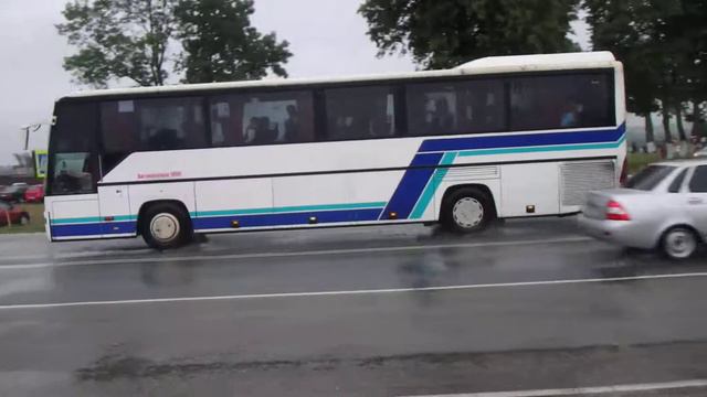 Автобус Mercedes-Benz смотреть онлайн
