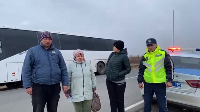 Полицейские СКО выручили пассажиров автобуса «Кокшетау — Омск» смотреть онлайн
