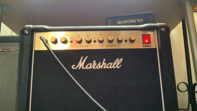 Marshall DSL 5 CR with Celestion G10 Creamback смотреть онлайн