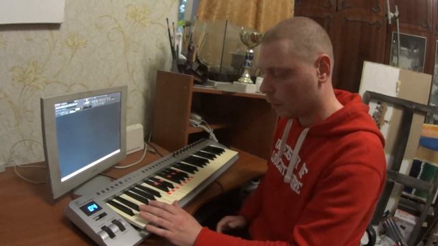 Как научится играть Джаз на Миди клавиатуре. смотреть онлайн