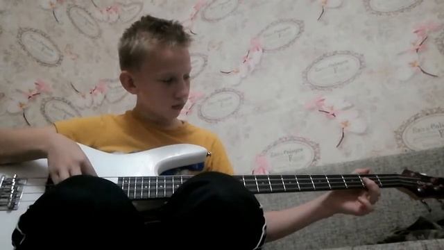 SWEET-DREAMS-ARE-MADE-OF-THIS мини бас ковер смотреть онлайн