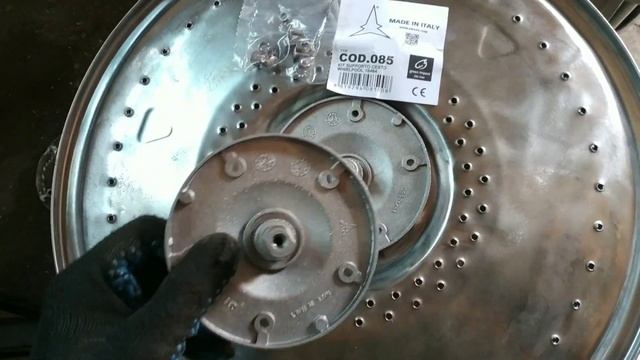 Замена подшипников, сальников и фланцев в стиральной машине Whirlpool смотреть онлайн