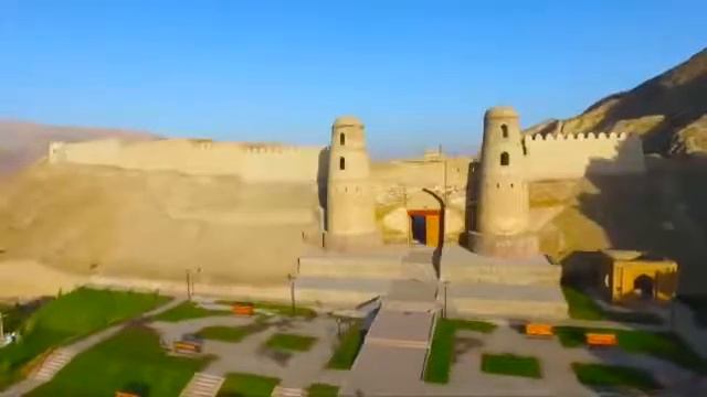 ТАДЖИКИСТАН! Да, Да самая САМАЯ КРАСИВАЯ СТРАНА в Азии смотреть онлайн