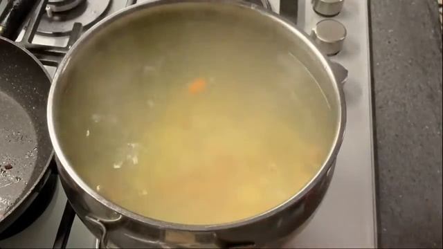 Обед. Суп с лососем. Быстро, легко и вкусно)