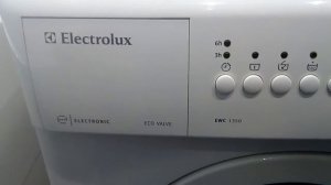 Electrolux EWC 1350 остановился с водой, не сливает воду.