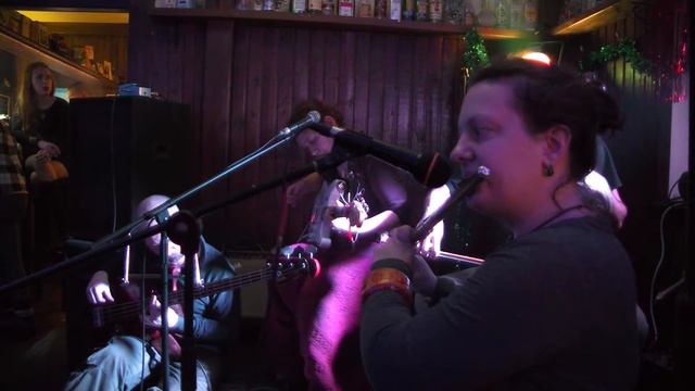 Птица Си - Королева ящериц смотреть онлайн