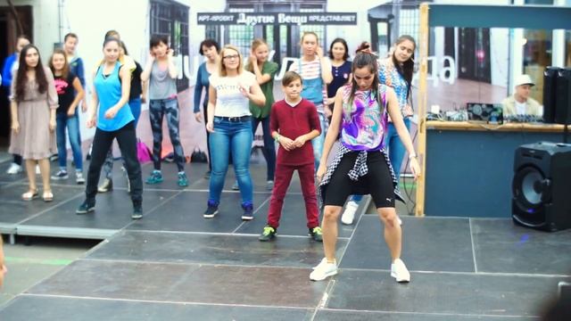 Танцы мастер-класс Dancehall #2, педагог Юля Киселева, Другие Вещи, Флакон смотреть онлайн