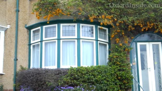 100. Цветы в садиках частных домов Оксфорда, Великобритания. Gardens in Oxford, UK смотреть онлайн