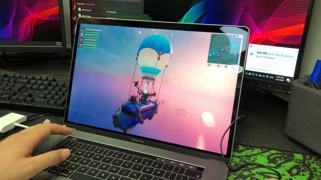 Unboxing Macbook Pro 15 2020 i9-9880H with lastest iPhone смотреть онлайн