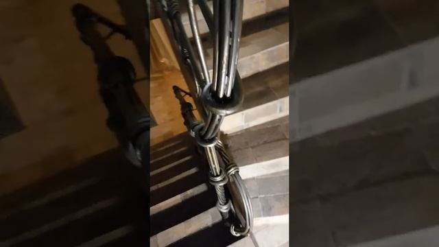 Дизайнерские кованые перила из кругляка смотреть онлайн
