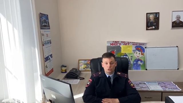 Дорожный знак "Движение пешеходов запрещено" смотреть онлайн