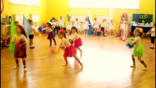 Спортивная композиция _Олимпиада_ в детском саду (моб. версия).mp4 смотреть онлайн