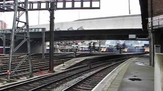 London Paddington Station 21/05/07 смотреть онлайн