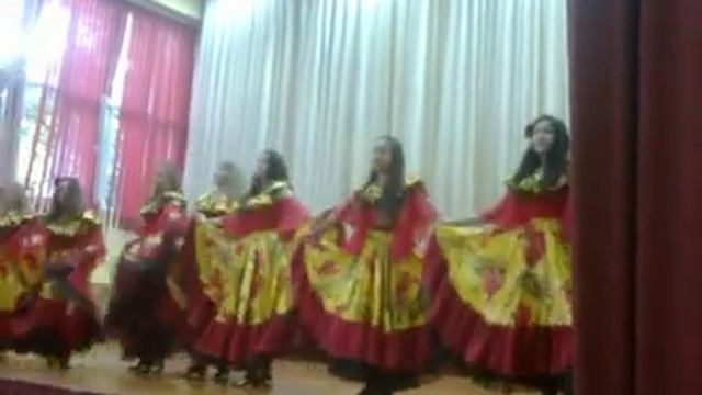 Студия современного танца "КАРАМЕЛЬ" - Цыганский танец смотреть онлайн