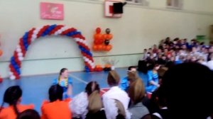 Танец«Обними меня»