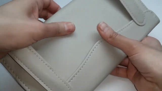 Бокс для хранения салфеток навесной Mercedes-Benz белый 1 шт. смотреть онлайн